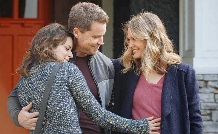 Rachel Blanchard, Greg Poehler y Priscilla Faia en 'Tú, yo y ella'