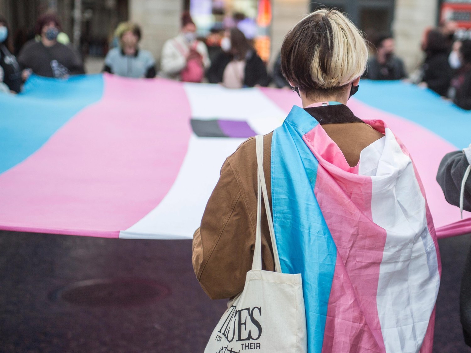 Canarias aprueba por unanimidad la ley que amplía derechos a las personas trans