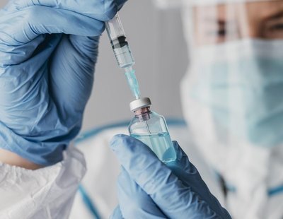 Científicos alemanes explican la clave para evitar los improbables trombos de la vacuna