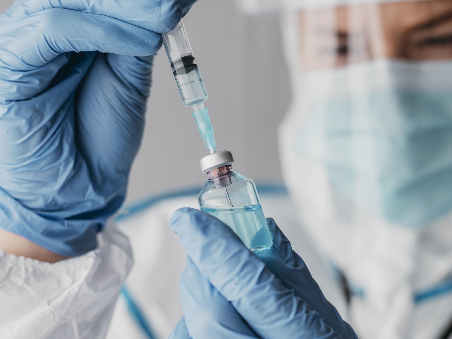 Científicos alemanes explican la clave para evitar los improbables trombos de la vacuna