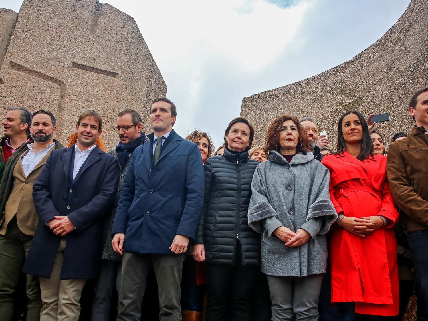 PP, VOX y Ciudadanos volverán a hacerse la 'foto de Colón' por los indultos convocados por Rosa Díez
