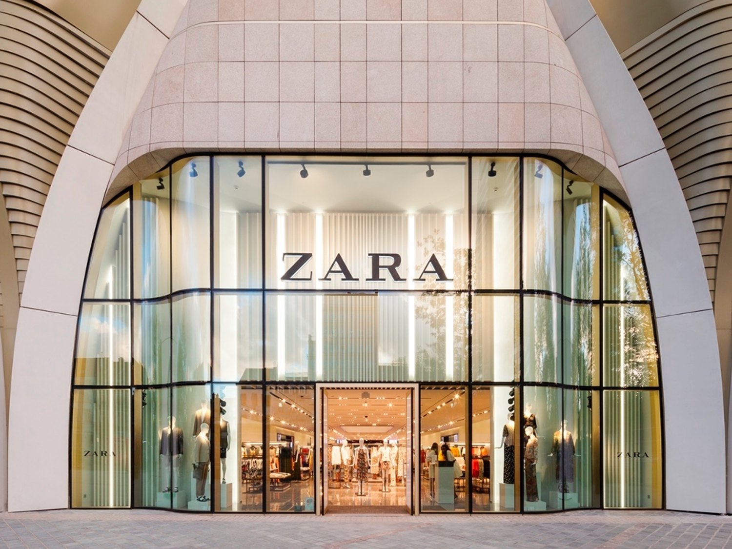 El significado de los mensajes ocultos en las etiquetas de Zara: su sorprendente explicación