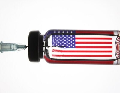 Porros, armas o donuts: los incentivos para vacunarse frente al Covid-19 en Estados Unidos