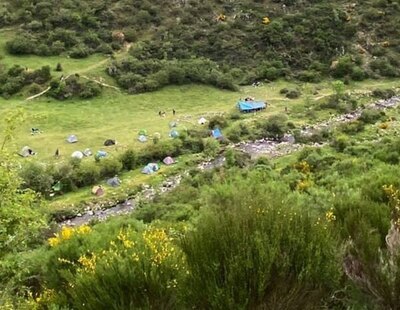 Familia Arcoíris: La comuna hippie que pasea desnuda y practica sexo 24 horas en este monte de La Rioja