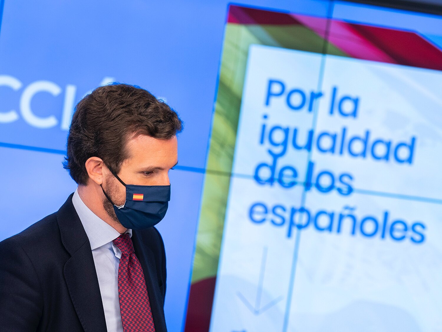 El PP fracasa en su recogida de firmas contra los indultos: 100.000 frente 800.000 del Estatut en una semana