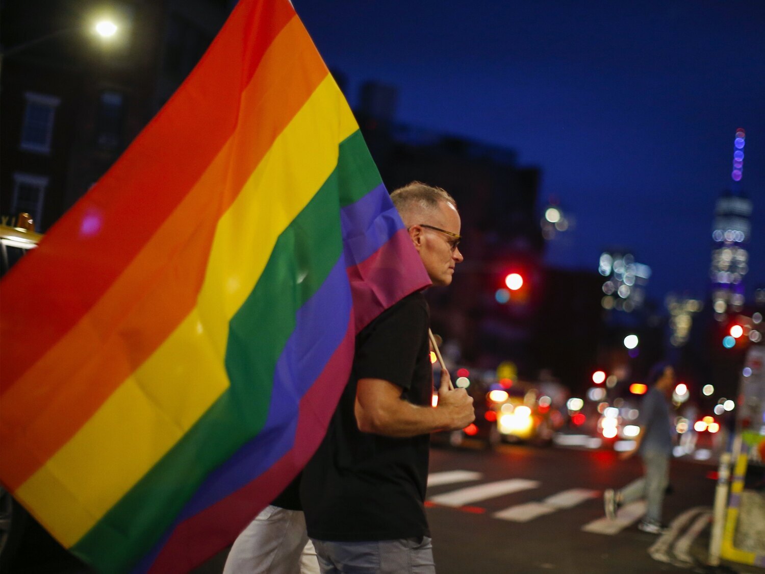 Una pareja gay sufre una brutal paliza homófoba en Barcelona durante la verbena de Sant Joan