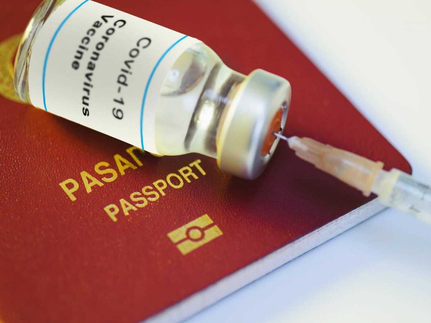 Los vacunados con una sola dosis tras pasar el coronavirus no obtendrán el pasaporte Covid