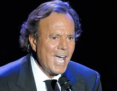 El Twitter de Julio Iglesias se ha convertido... en una necrológica