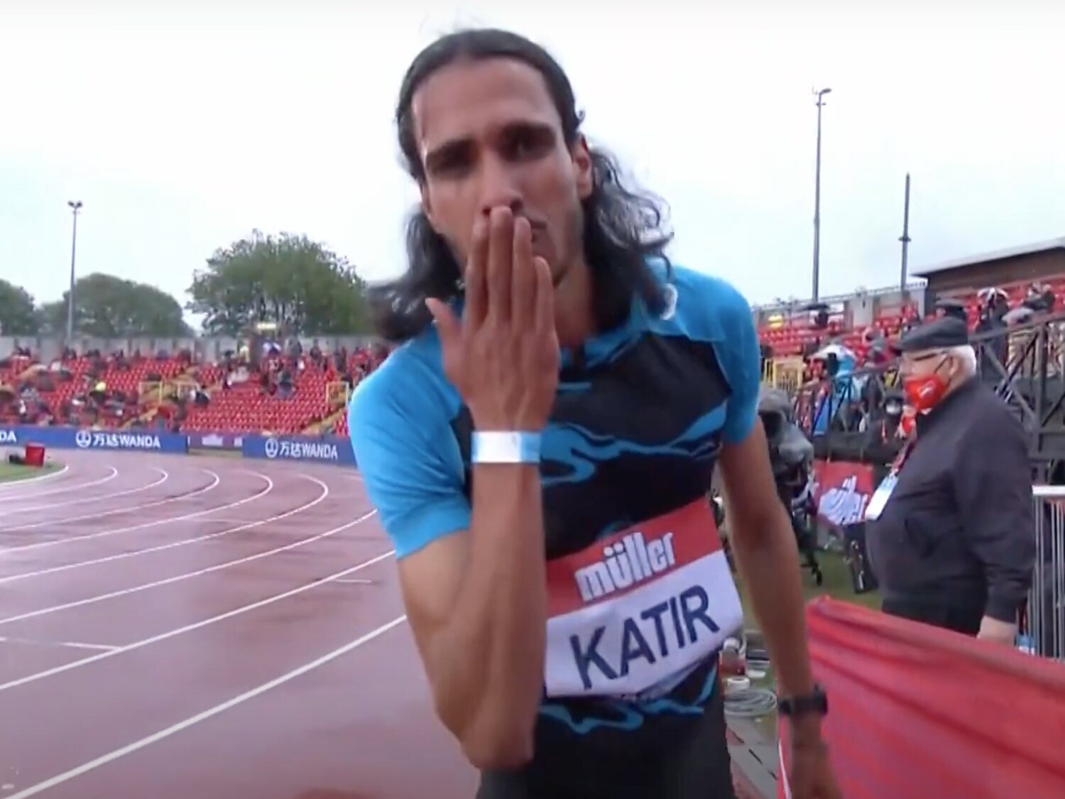 Isaac Viciosa ataca a Katir, nuevo récord de España en 3.000 metros: "Me gustaría con apellidos castellanos"