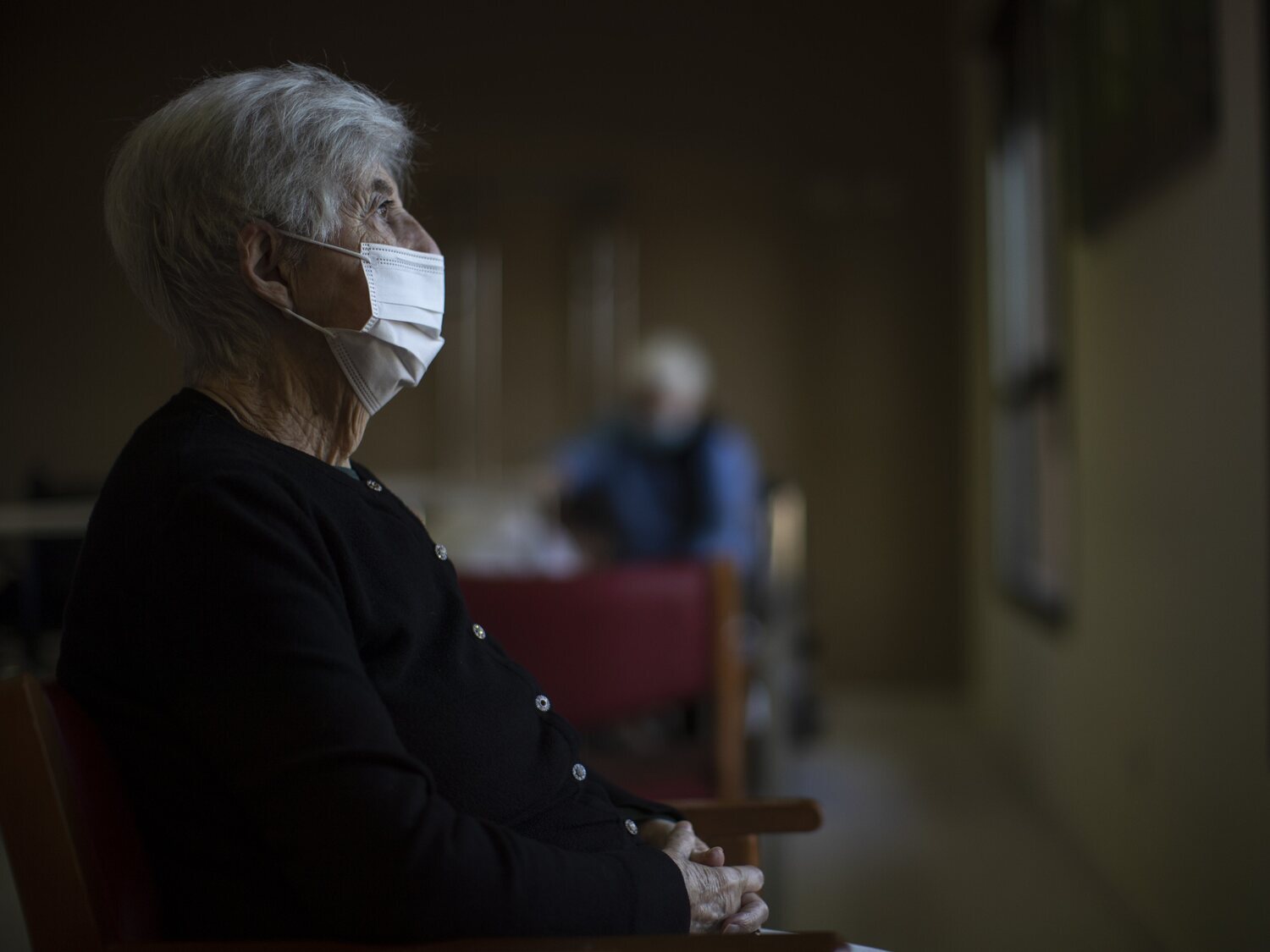 Aumentan los contagios y muertes en residencias de ancianos ¿Qué sucede?