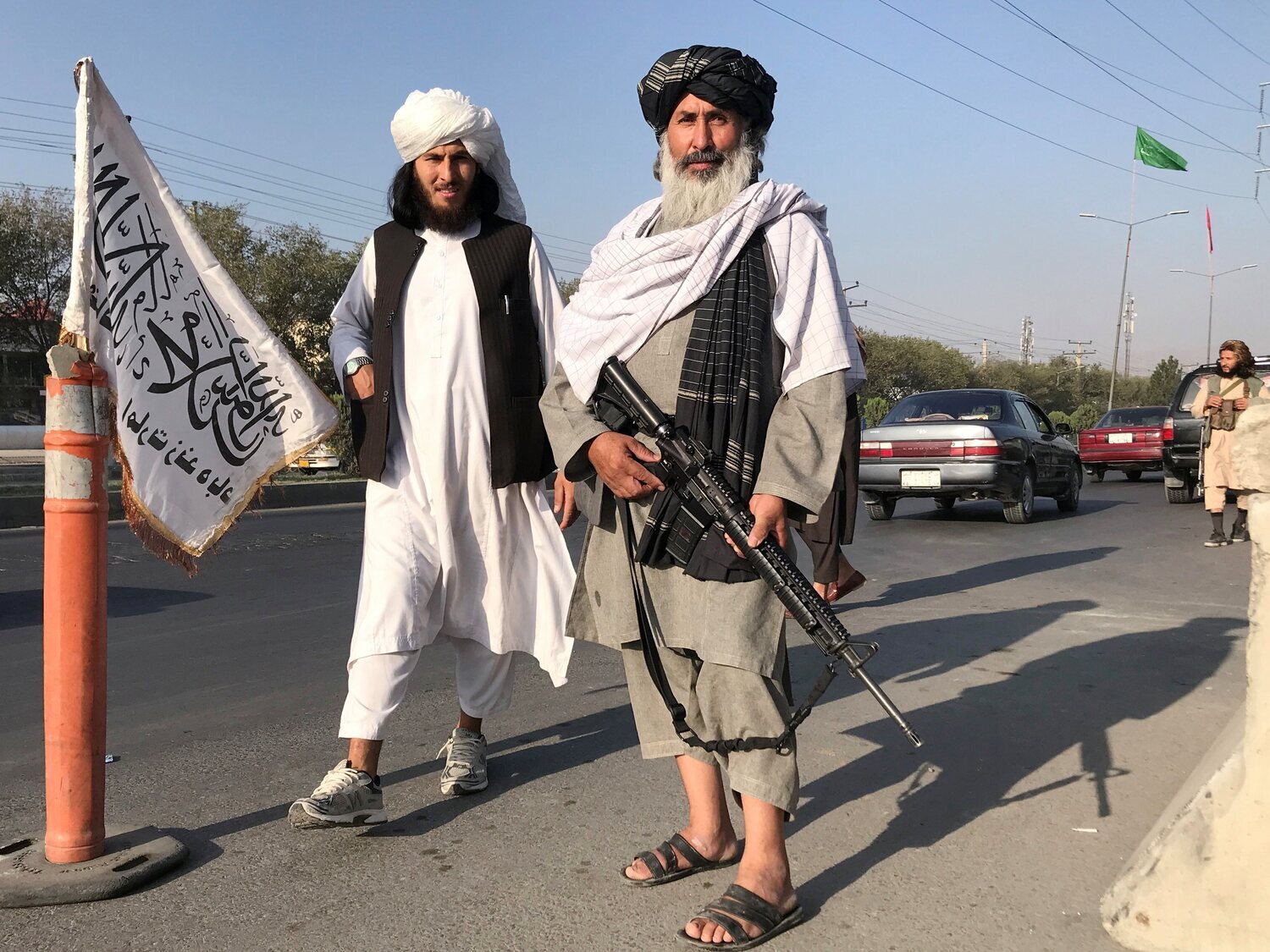 Quiénes son los lideres del régimen talibán en Afganistán