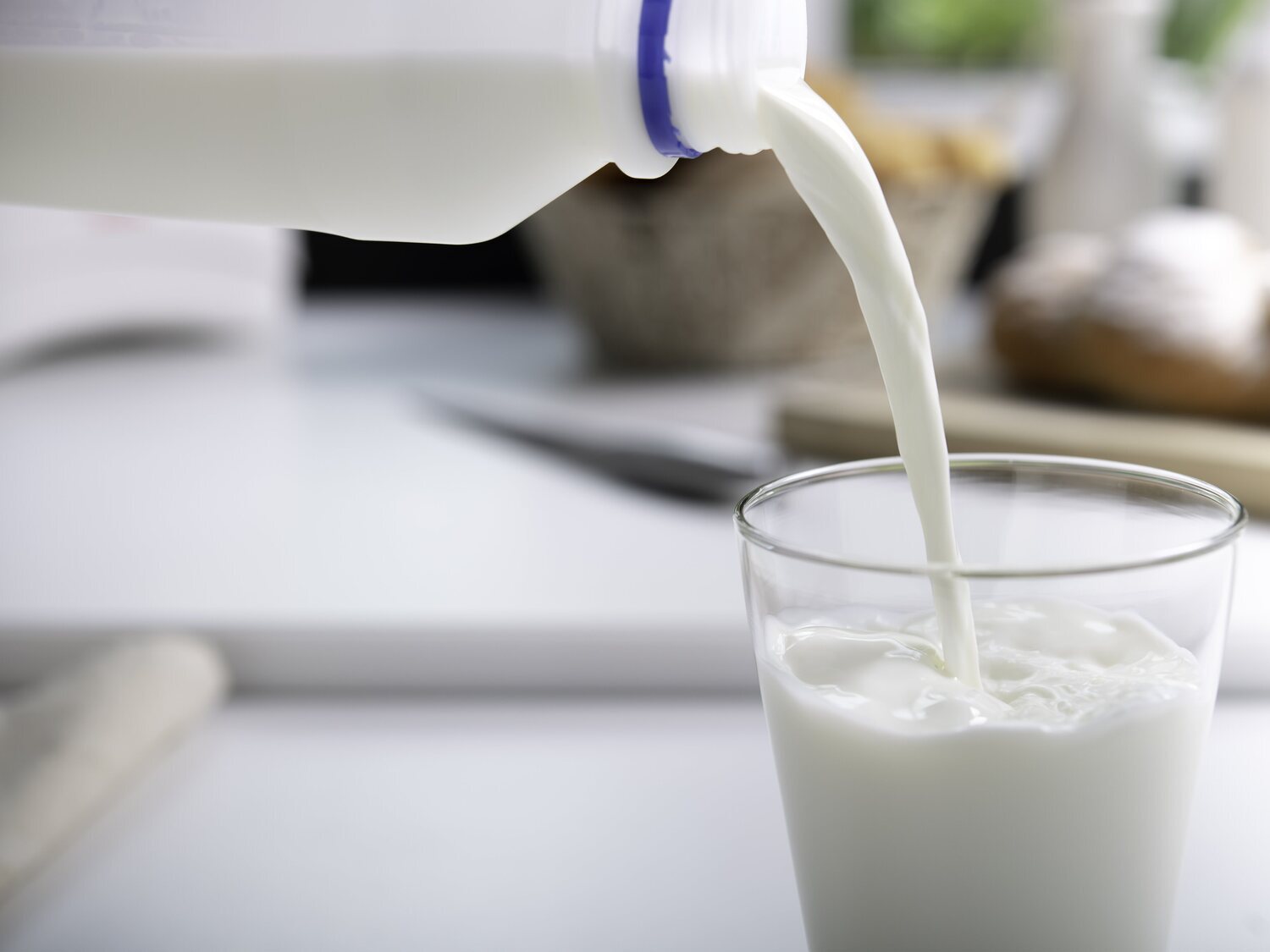 Todo lo que sucede a tu organismo por beber leche todos los días