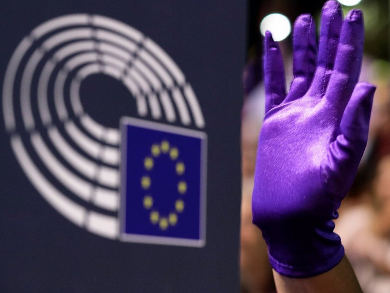El Parlamento Europeo vota que la violencia de género sea delito en toda la UE: el PP de Casado se abstiene