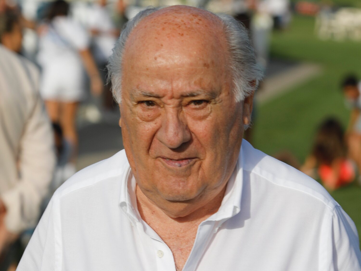 Amancio Ortega matriculó su yate de 95 millones de euros en Malta para pagar menos impuestos