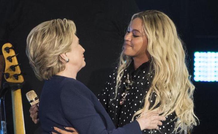 Beyoncé invitó a Hillary Clinton a un concierto