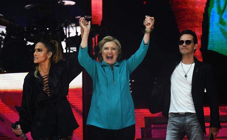 Hillary Clinton, apoyada por Jennifer Lopez y Marc Anthony