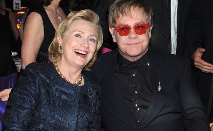 Elton John ayudó a recaudar 4 millones de dólares a la campaña de Hillary