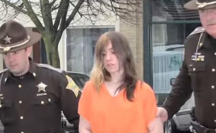 Ashlee Martinson es detenida por la policía