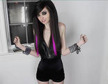 Eugenia Cooney, la youtuber acusada de sufrir anorexia, responde a los que quieren que se vaya de YouTube