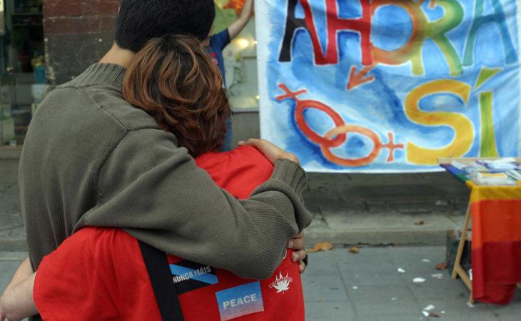 Pancartas de celebración por la aprobación de derechos LGTB