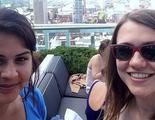 Dos inglesas quedan en Málaga porque es más barato volar a España que coger el tren en su país