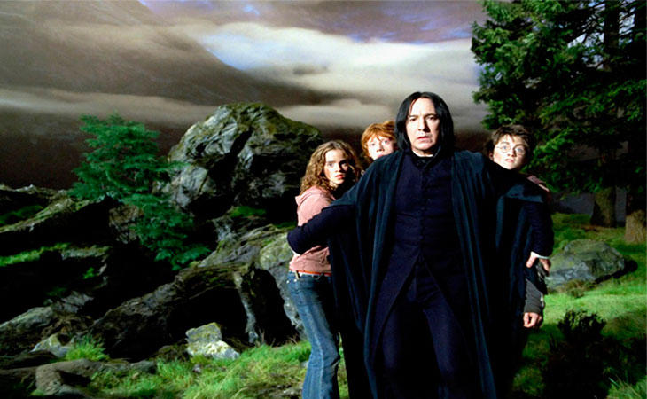 Snape debe proteger a los alumnos del hombre lobo