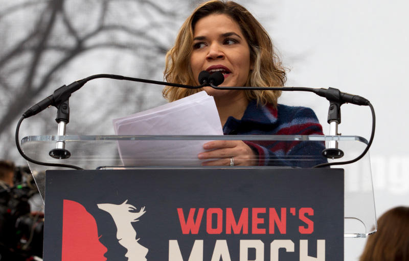 America Ferrera dando su discurso durante la Women's March