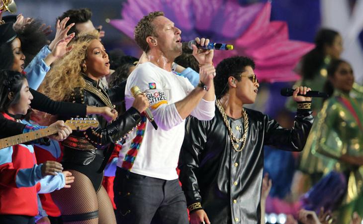 Coldplay junto a Beyonce y Bruno Mars en su actuación