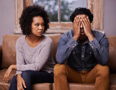 La infidelidad del siglo XXI que puede acabar con tu relación: ver un capítulo de una serie sin tu pareja