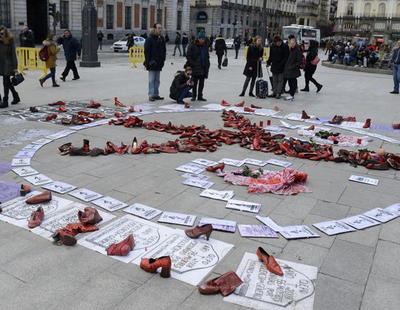 Mujeres en huelga de hambre por un país sin violencia machista en la Puerta del Sol