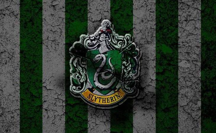 Escudo de la casa Slytherin