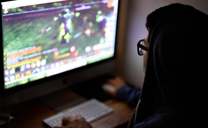 Los gamer suelen pasar largas jornadas delante del ordenador