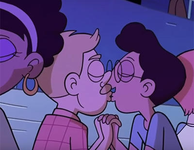 El primer beso entre personas del mismo sexo en Disney, ¡por fin!