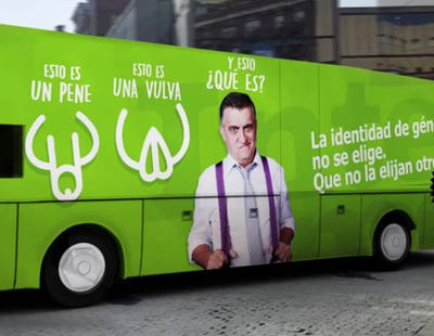 'El Intermedio' responde al ataque transfóbico de Hazte Oír con un autobús reivindicativo: "la identidad de género no se elige"