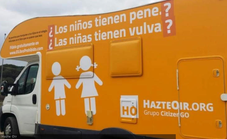 La autocaravana de Hazte Oír