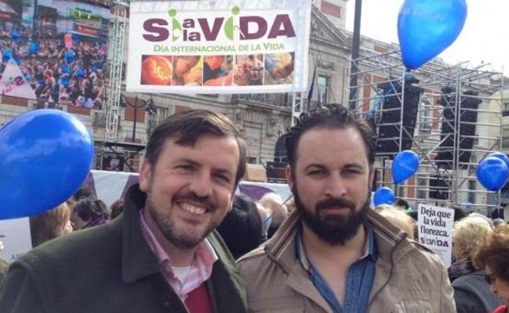 El líder de Hazte Oír, Ignacio Arsuaga, junto al candidato de Vox, Santiago Abascal, en un acto en contra del aborto