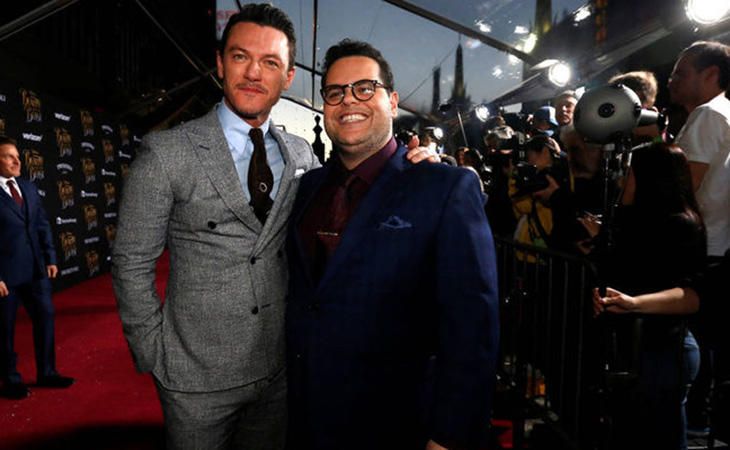 Luke Evans y Josh Gad interpretan a Gastón y Lefou