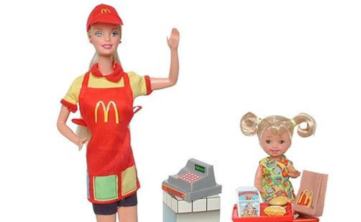 Barbie trabajando en McDonal's en 1982