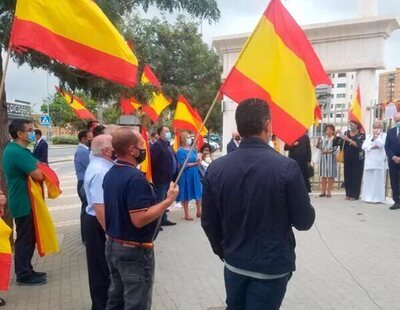 El alcalde de Málaga (PP) participa en un acto con franquistas en un homenaje a las "víctimas del bando nacional"