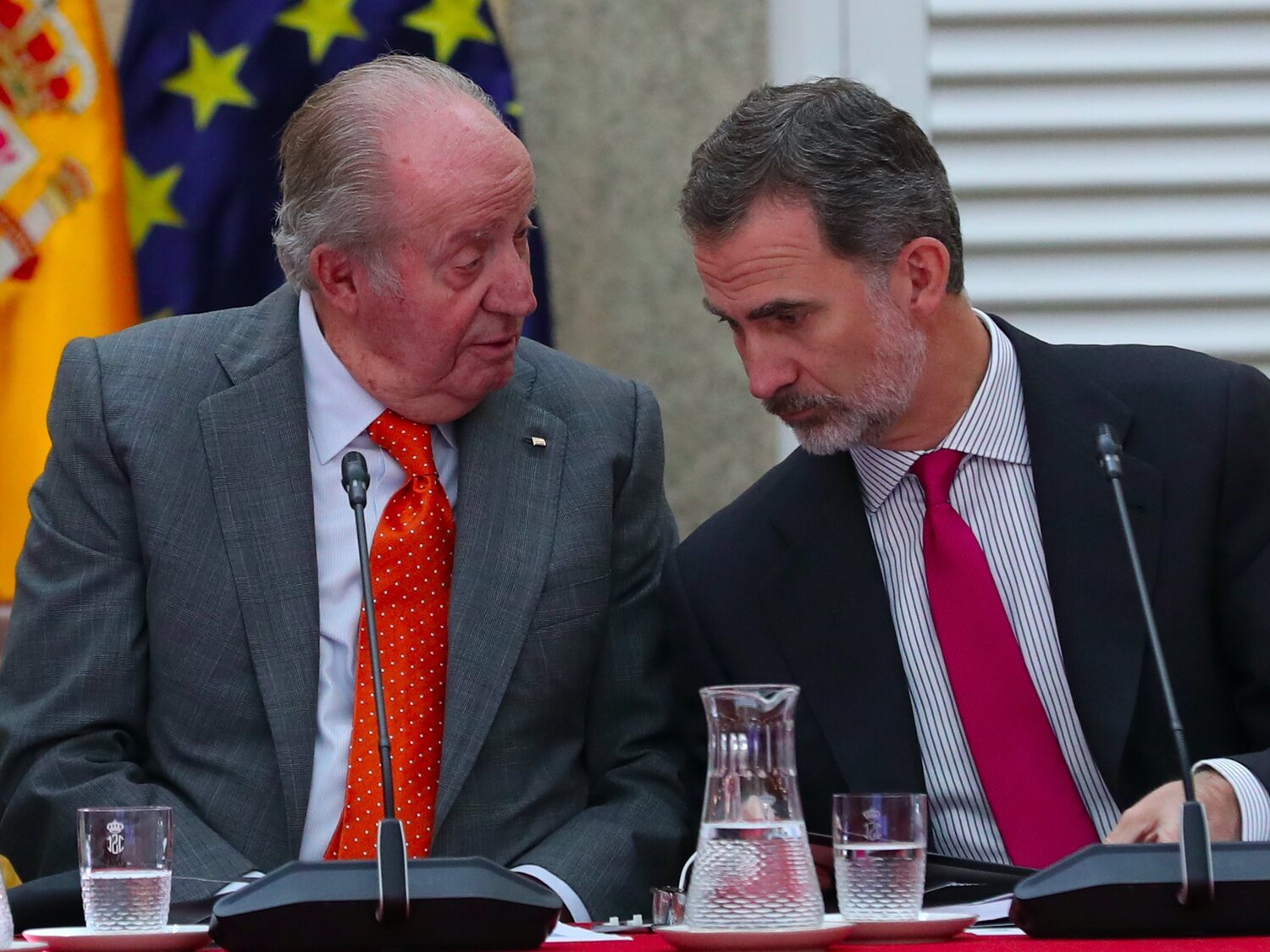 El rey Juan Carlos admite que su relación con Felipe VI "está rota por completo"