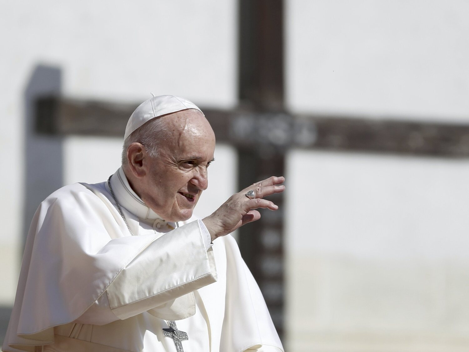 El Papa Francisco pide un salario universal y reducir la jornada laboral