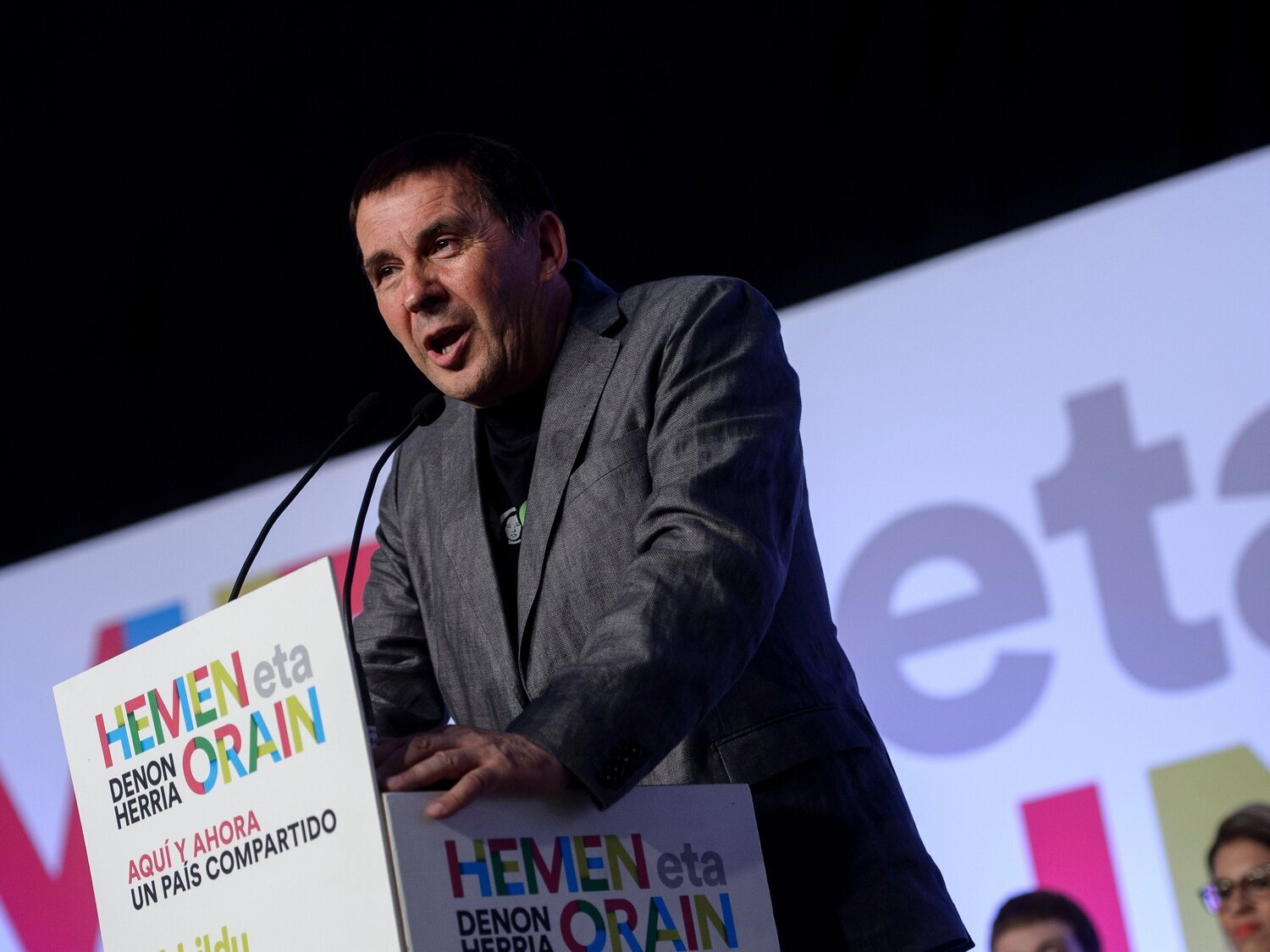 Otegi: "Esos 200 presos tienen que salir de la cárcel. Si para eso hay que votar los Presupuestos, los votaremos"