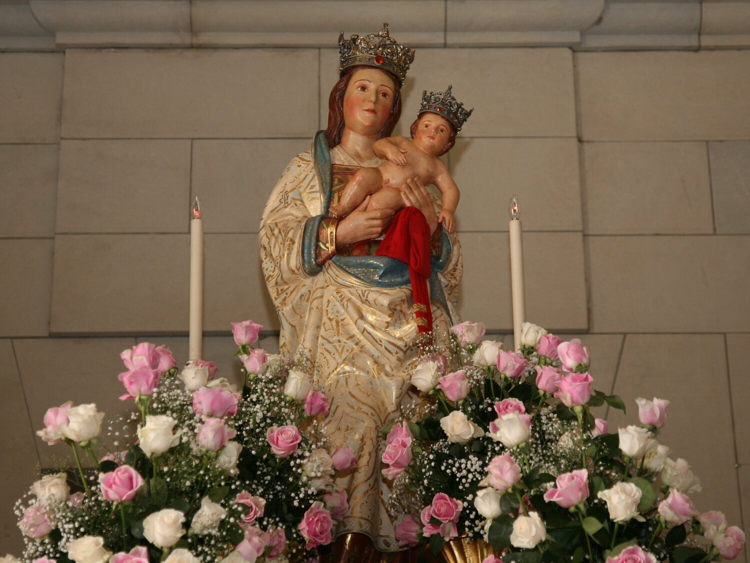 Por qué la Almudena es la patrona de Madrid: historia y tradición