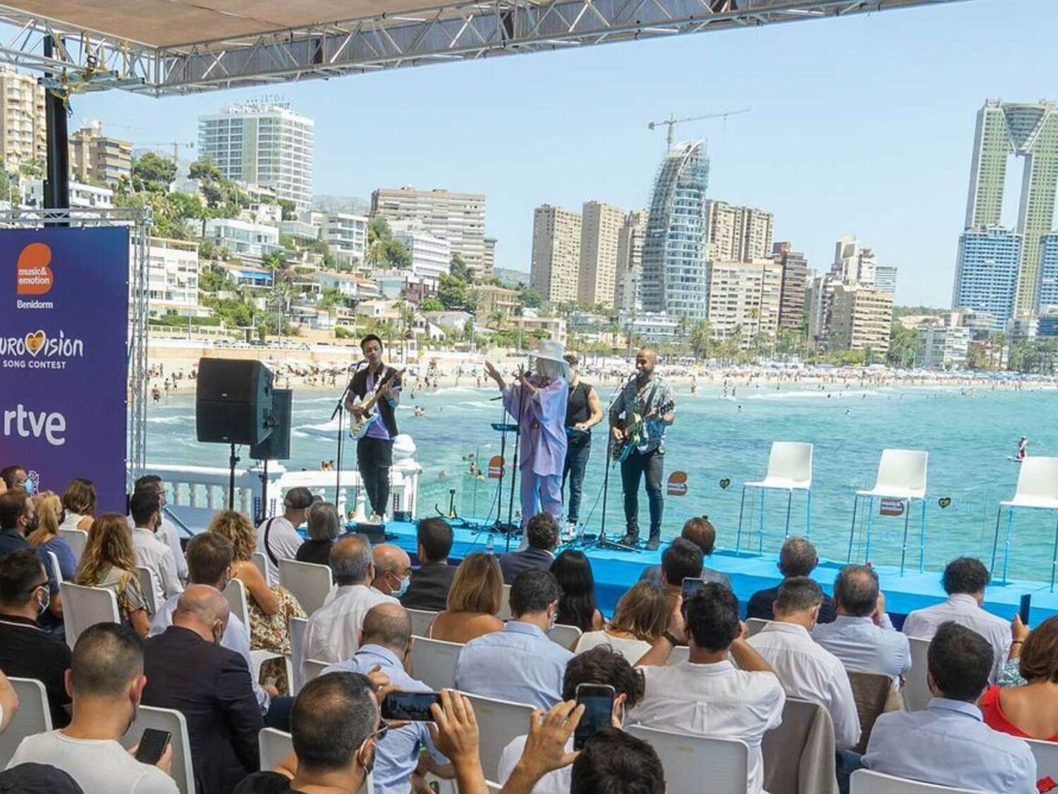 ¿Qué artistas han enviado canciones para el Benidorm Fest de cara a Eurovisión 2022?