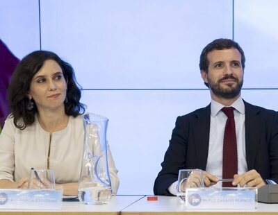 El diario francés Le Figaro valora los bloqueos de Ayuso a líderes del PP: "Es una niñería"