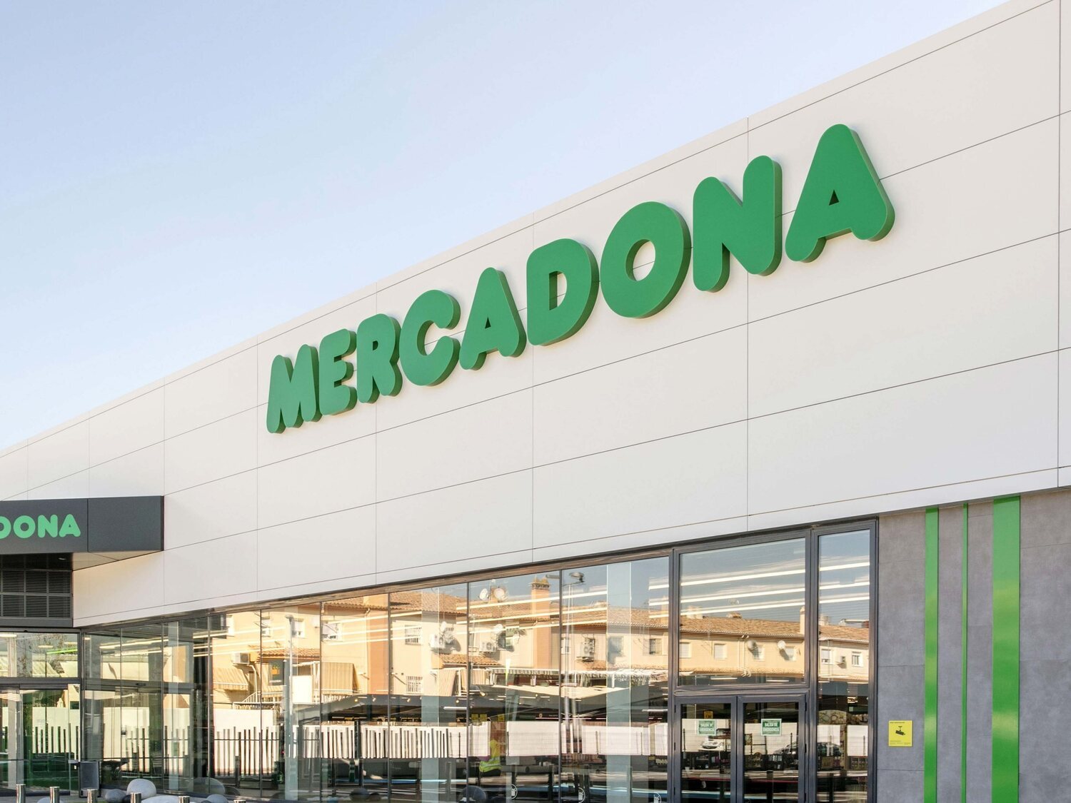 Mercadona sube repentinamente el precio de este popular producto y las redes estallan