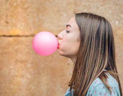 Científicos desarrollan un chicle que ayuda a frenar los contagios de coronavirus