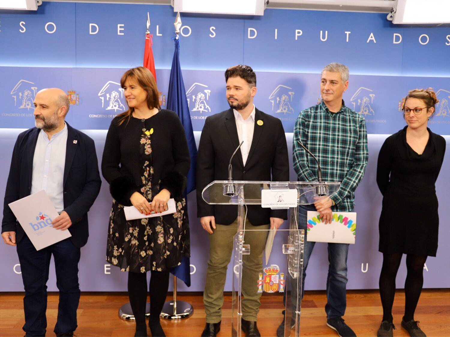 Varios partidos piden al Congreso que se revisen acreditaciones de prensa para evitar faltas de respeto