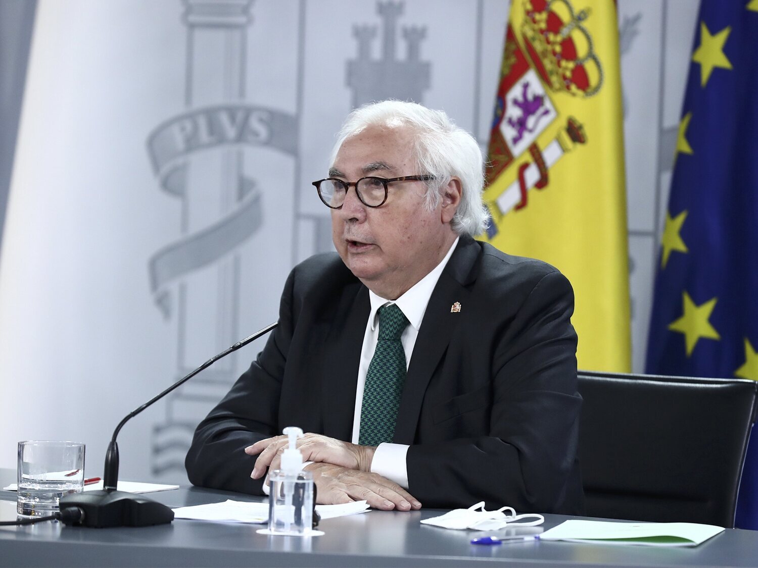 Manuel Castells, ministro de Universidades, abandona el Gobierno y será sustituido por Joan Subirats