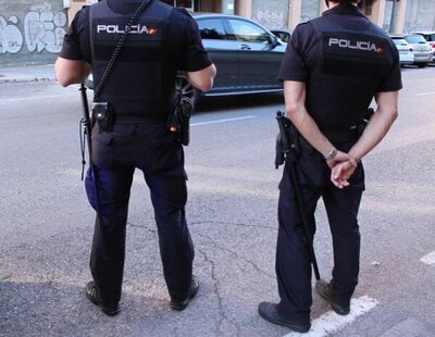 Prisión a un policía de Madrid por propinar puñetazos, patadas y golpes a un detenido: "A los moros, solo agua"